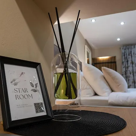 Star בית הארחה 4*