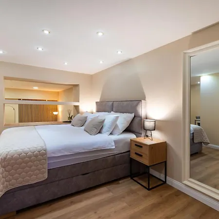 Star בית הארחה זאדאר